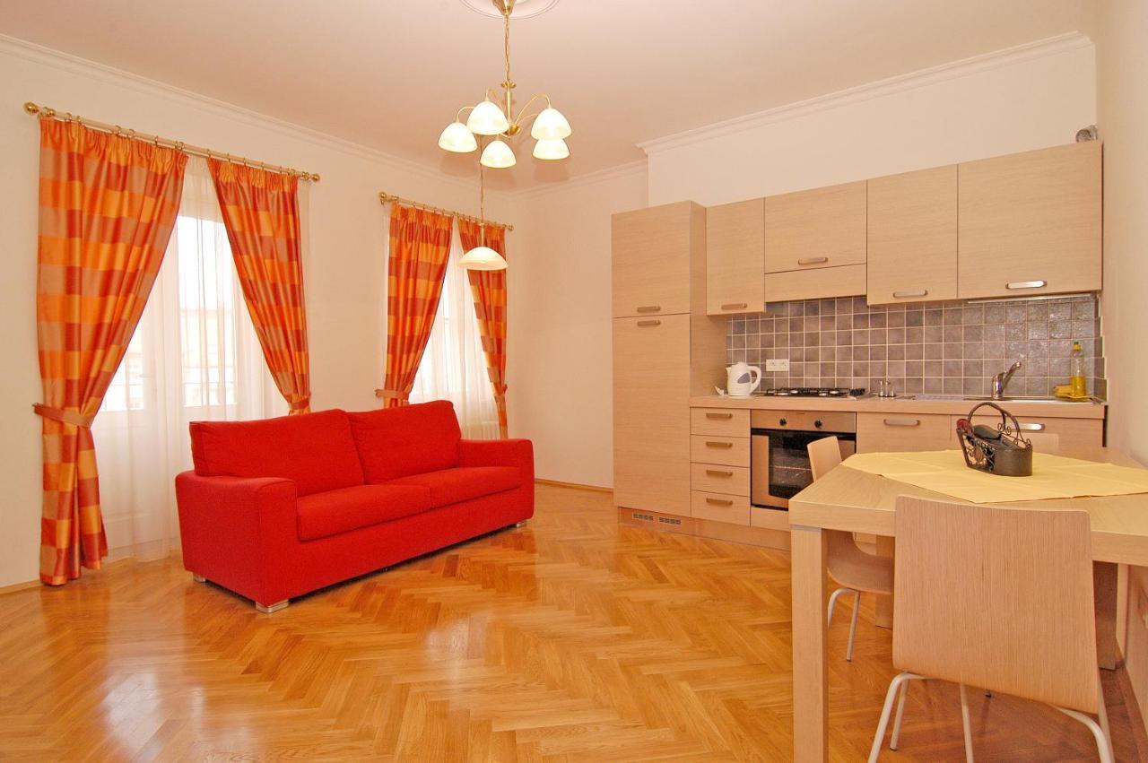פראג Residence La Familia מראה חיצוני תמונה