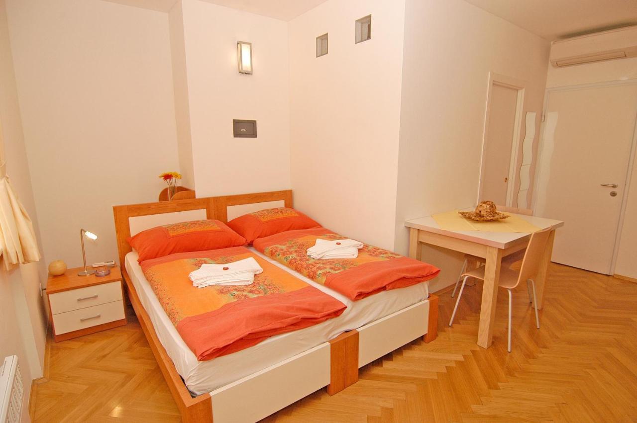 פראג Residence La Familia מראה חיצוני תמונה