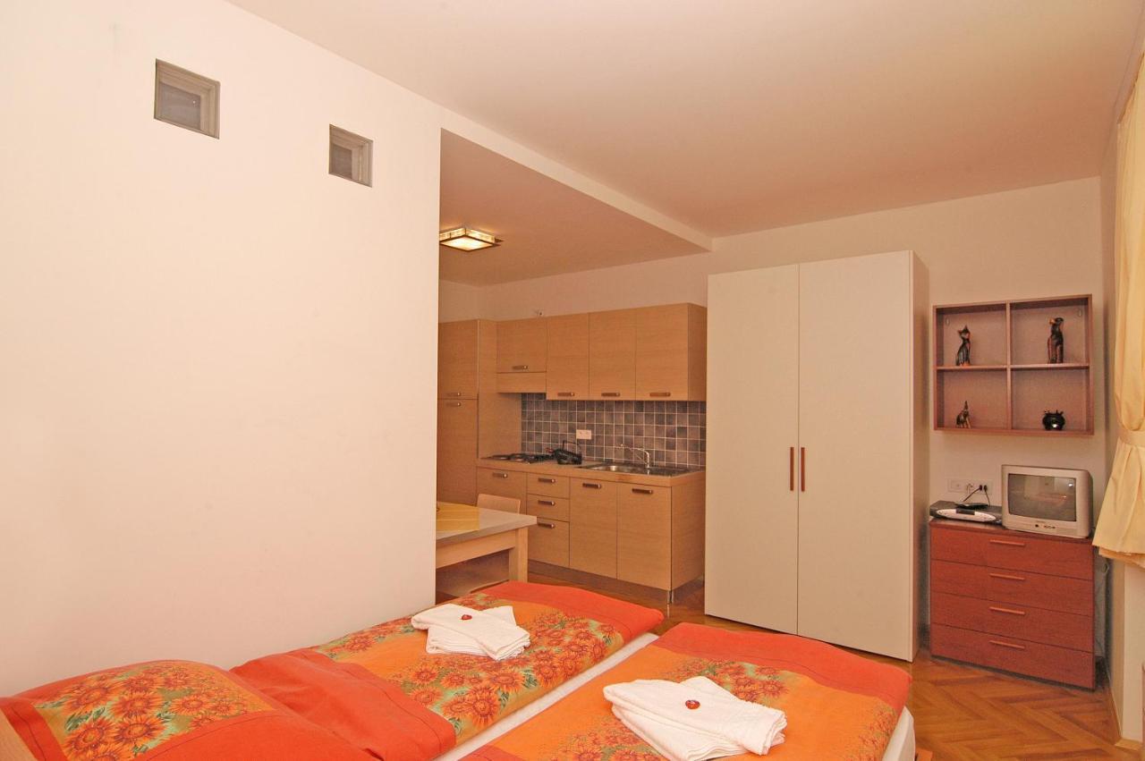 פראג Residence La Familia מראה חיצוני תמונה